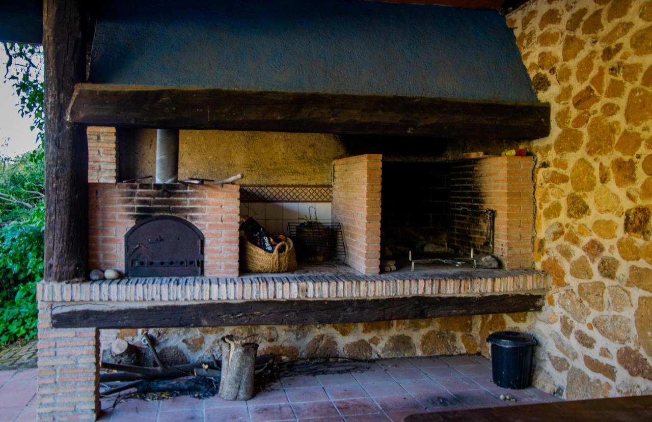 Casa Rural El Rondillo นาวากอนเซโค ภายนอก รูปภาพ